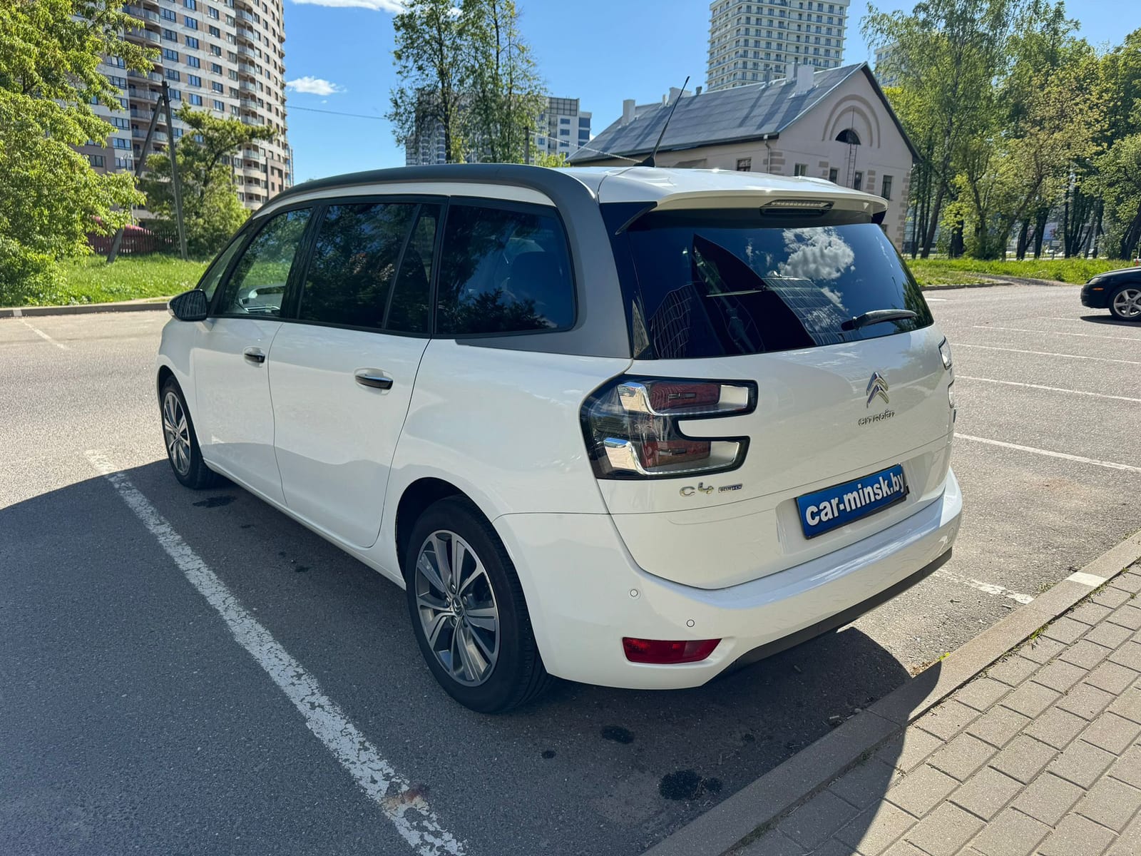 Citroen C4 Grand Picasso II 2010 — фото 3