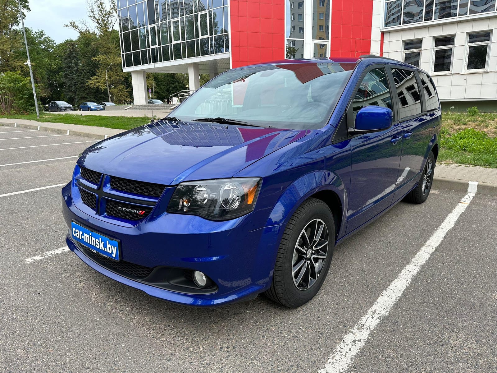 Dodge Grand Caravan GT 2010 — фото 2