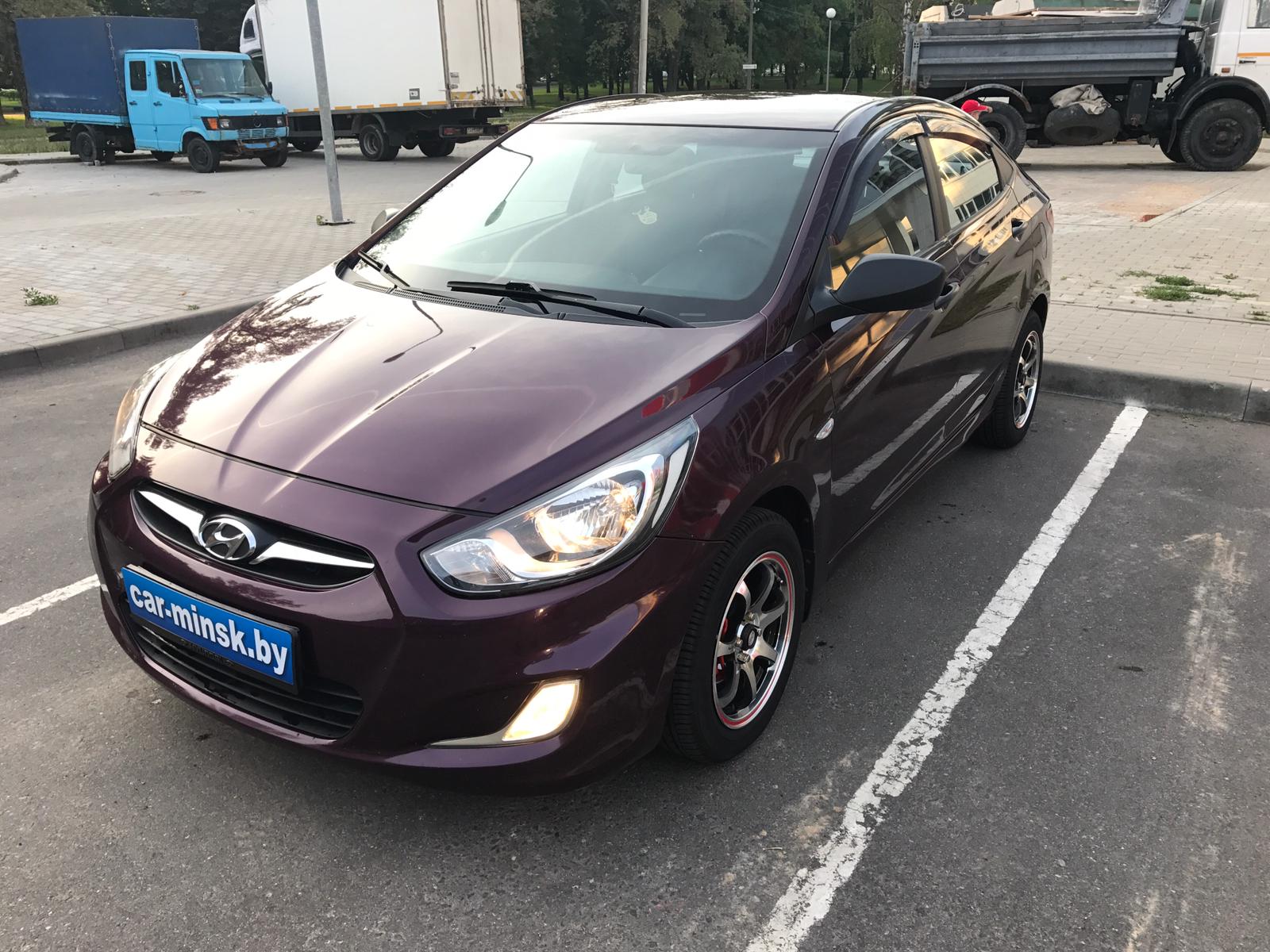 Hyundai Solaris 2014 — аренда от 124 Br/сутки