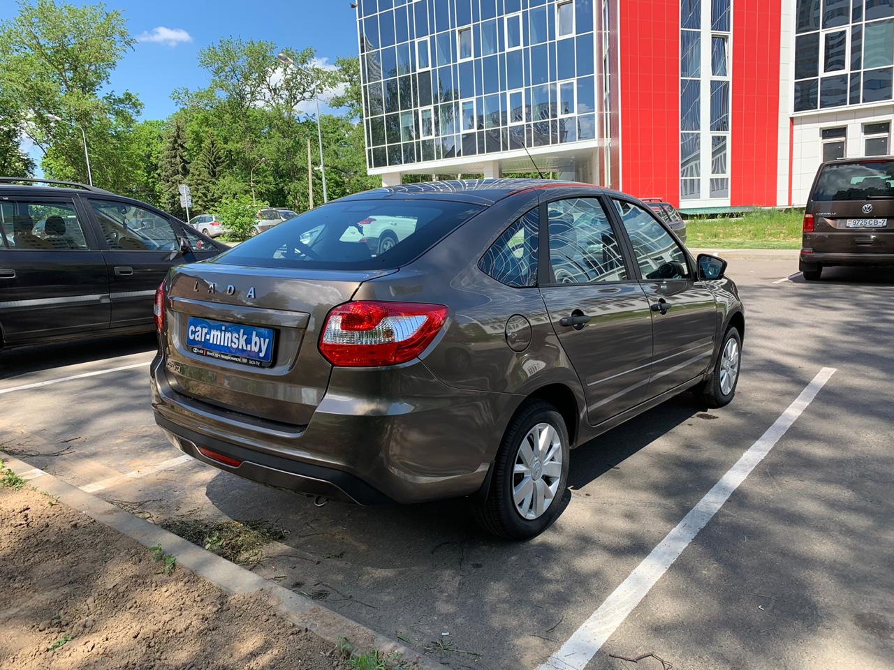 Lada Granta 2019 — фото 4
