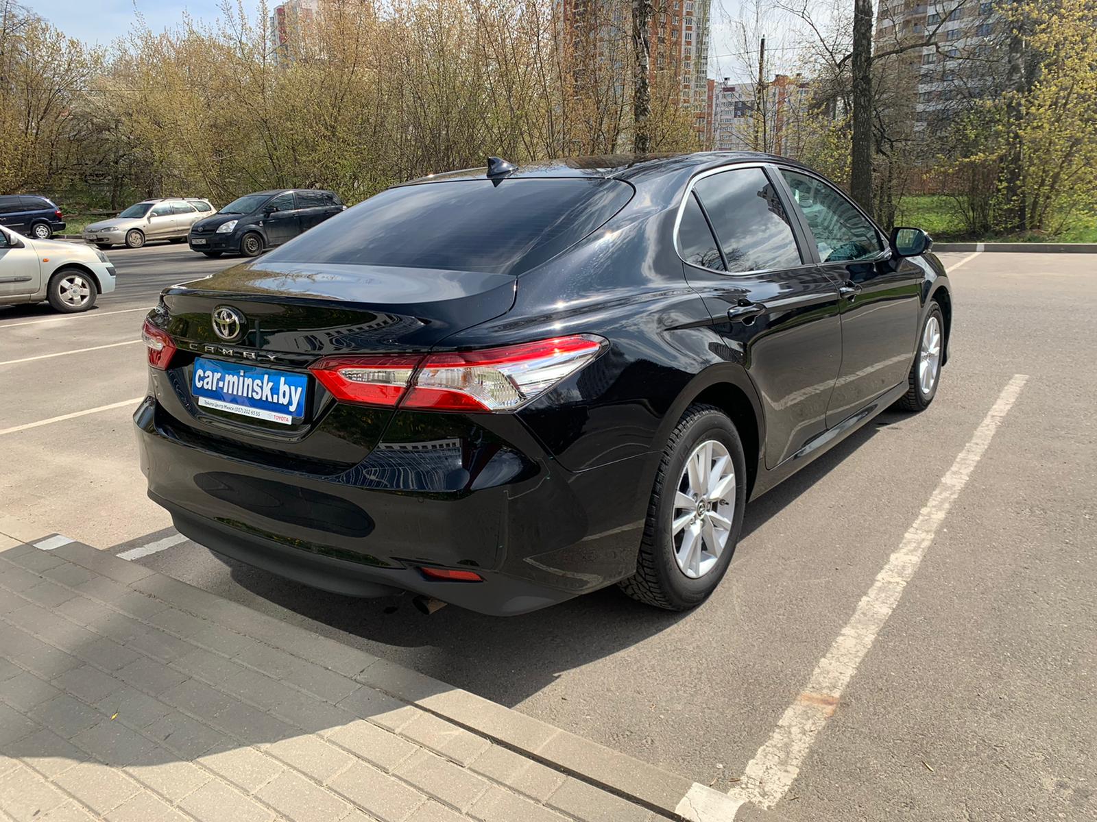 Toyota Camry 2019 — фото 3