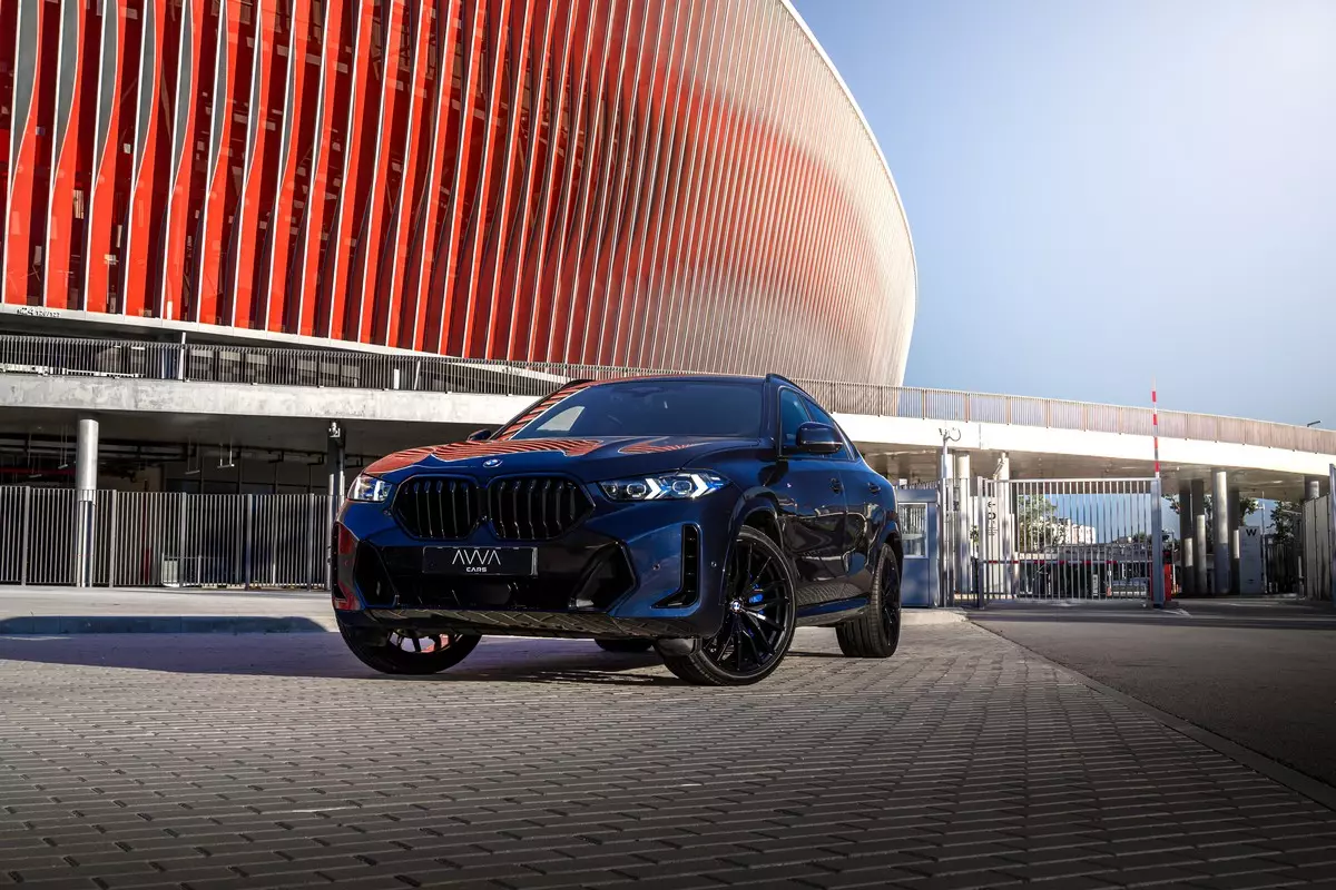 BMW X6 xDrive40i 2024 — аренда от 1100 Br/сутки