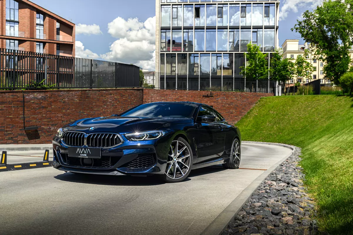 BMW M8 xDrive 2022 — аренда от 1350 Br/сутки