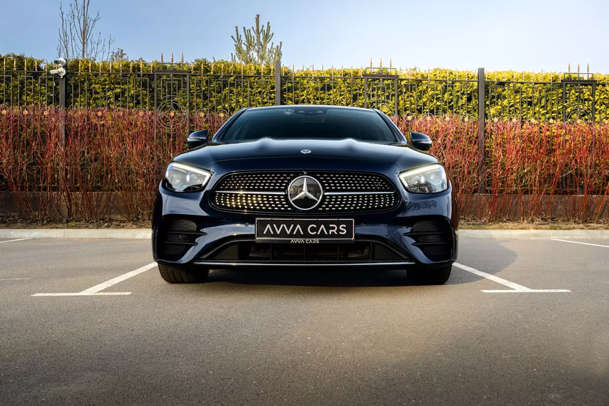 Mercedes-Benz E-class 2022 — фото 2
