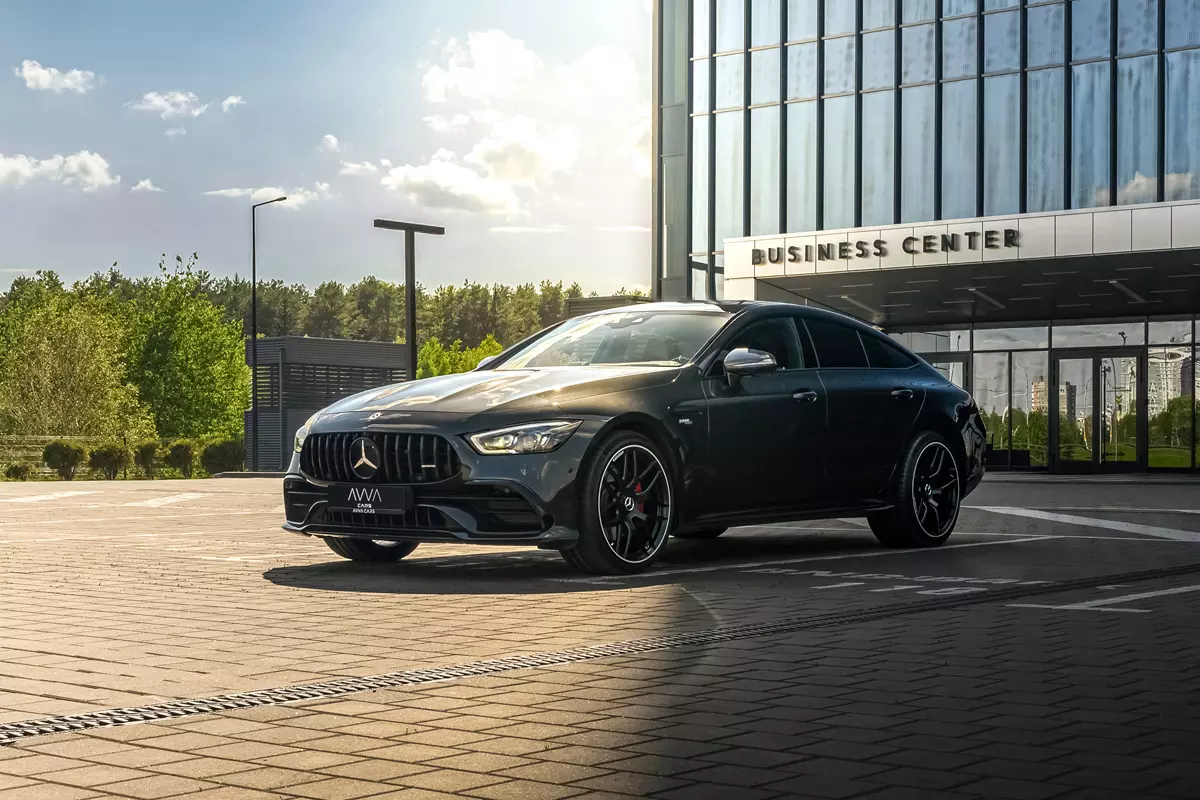 Mercedes-Benz GT43 AMG 2022 — аренда от 1030 Br/сутки