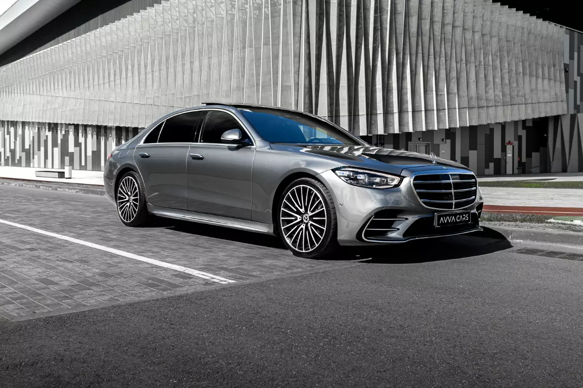 Mercedes-Benz S-class W223 Long 2023 — аренда от 1360 Br/сутки
