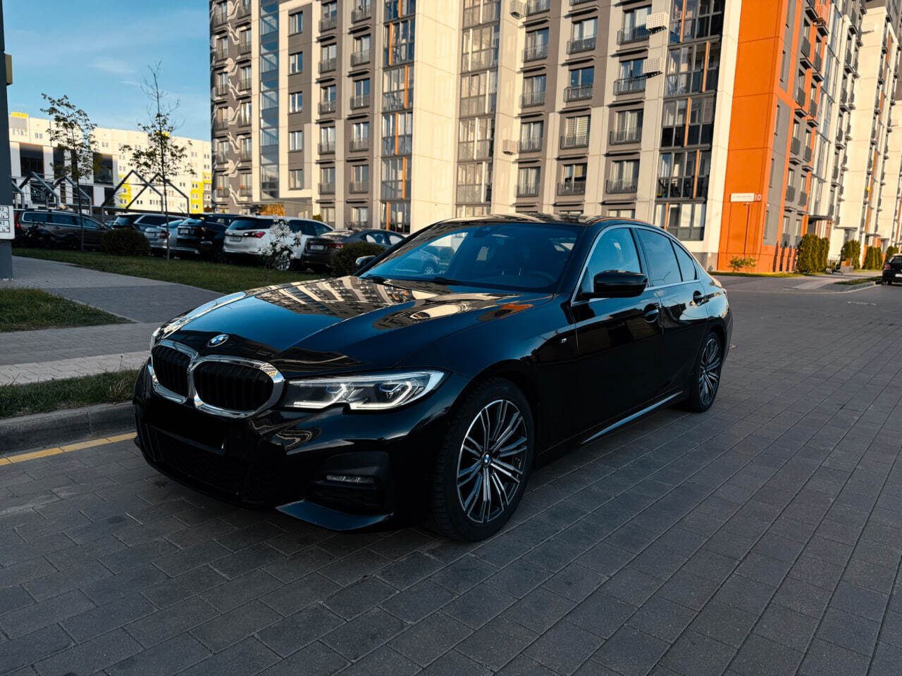 BMW 320d 2019 — аренда от 370 Br/сутки