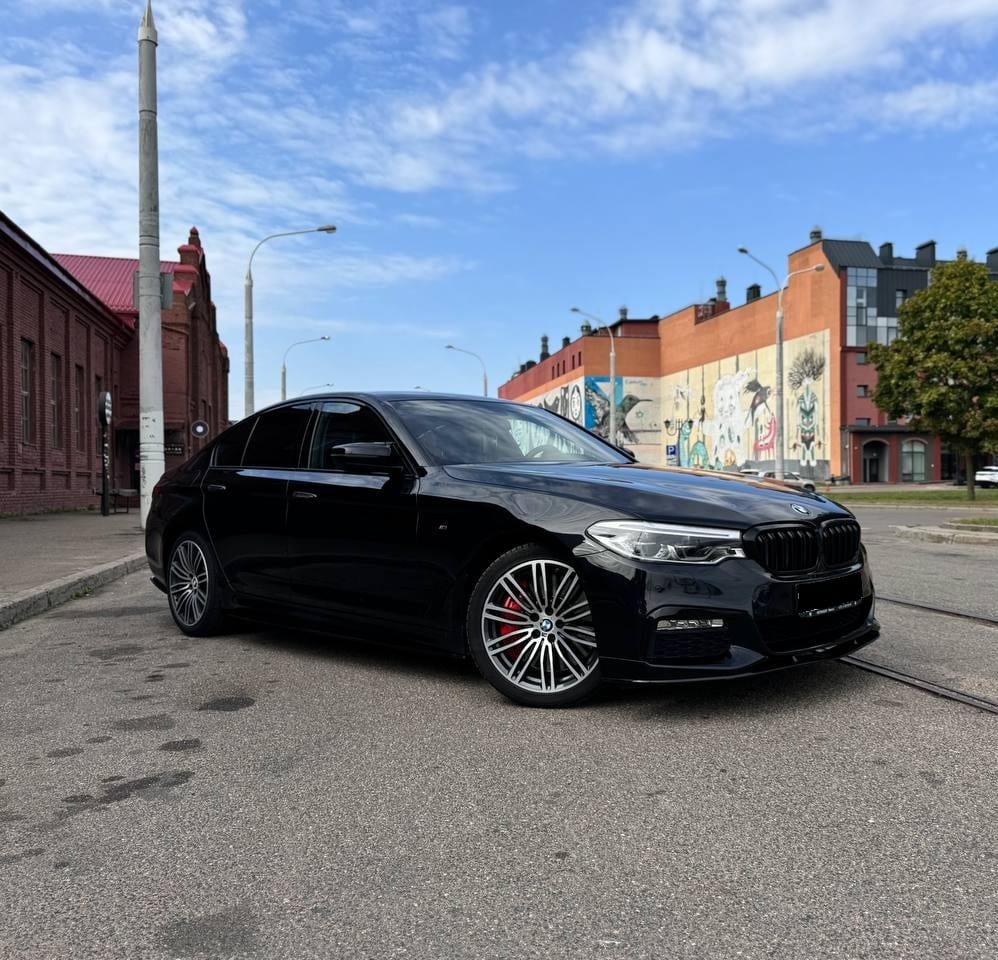 BMW 540M 2017 — аренда, от 450 Br/сутки