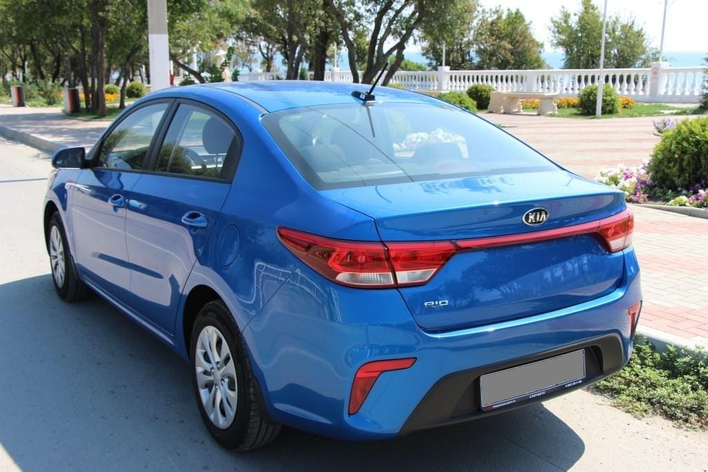 Kia Rio 2017 — фото 3