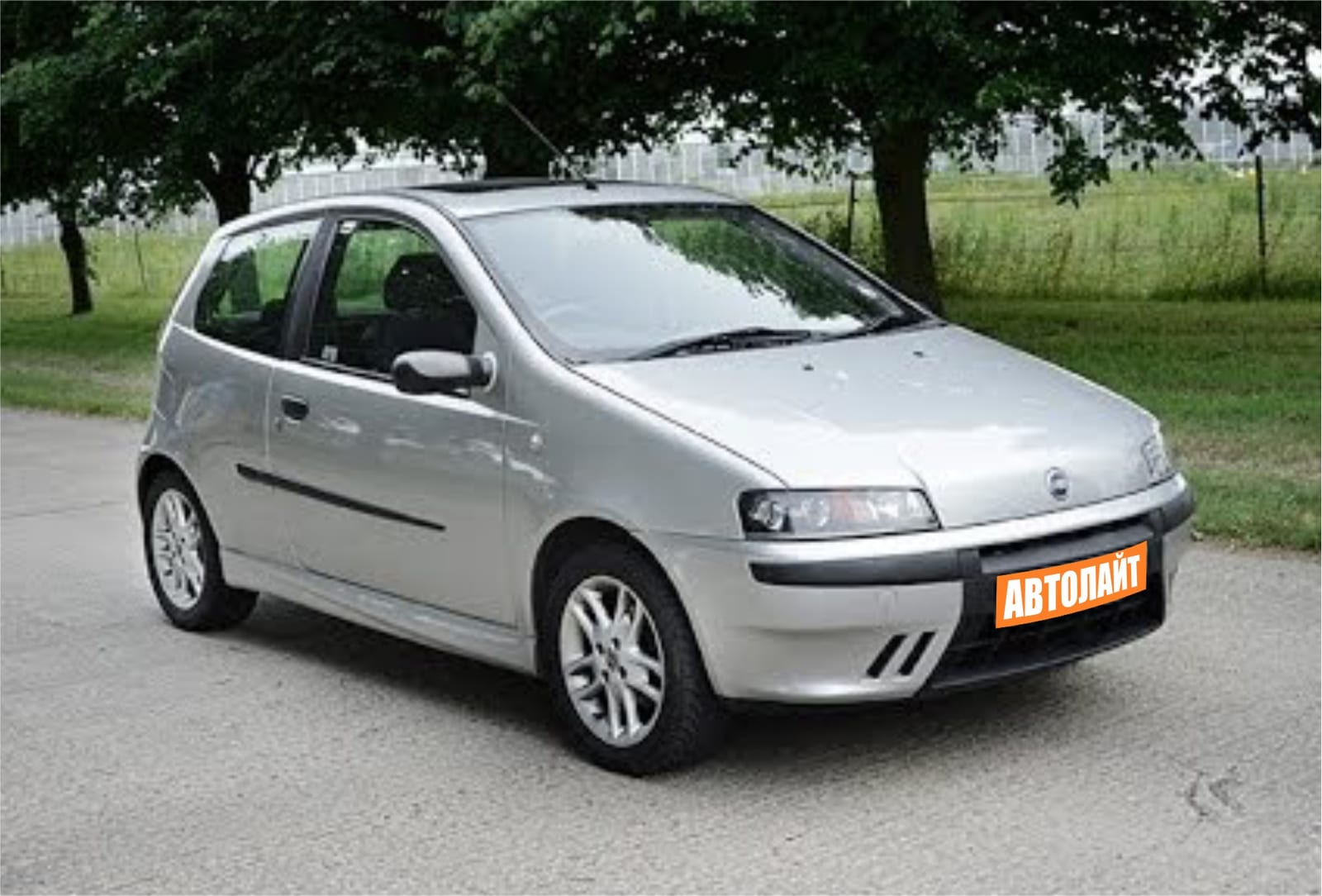 Fiat Punto 2003 — аренда от 35 Br/сутки