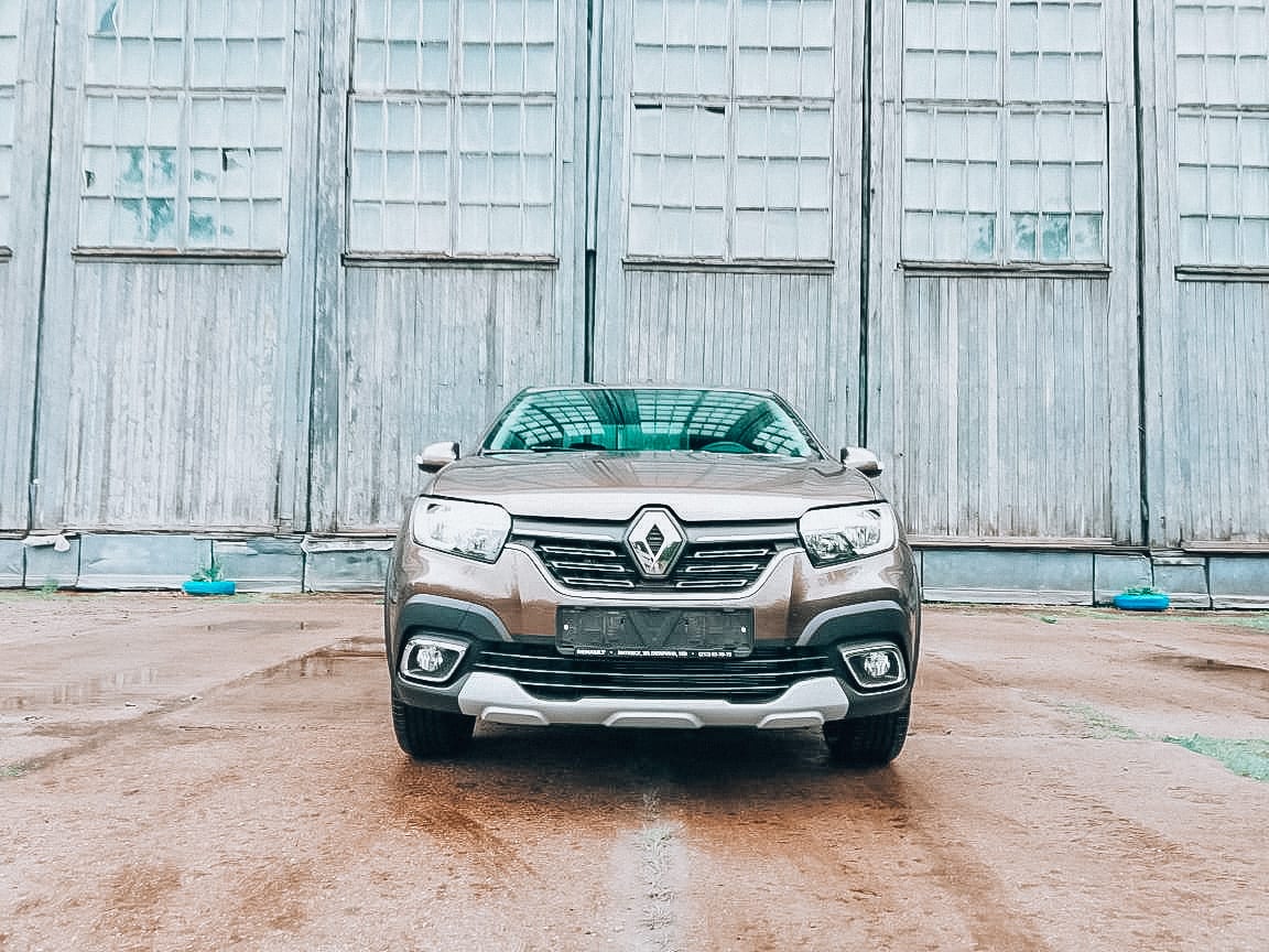Renault Logan Stepway 2020 — аренда от 90 Br/сутки