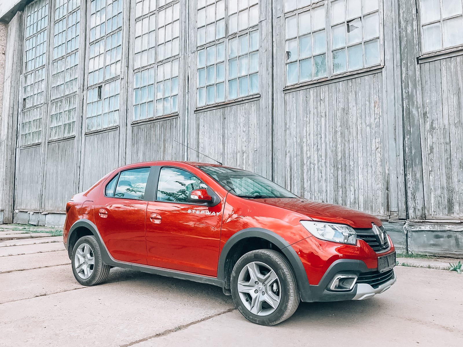 Renault Logan Stepway 2020 — фото 3