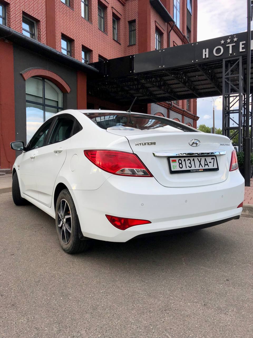 Hyundai Solaris 2015 — фото 2
