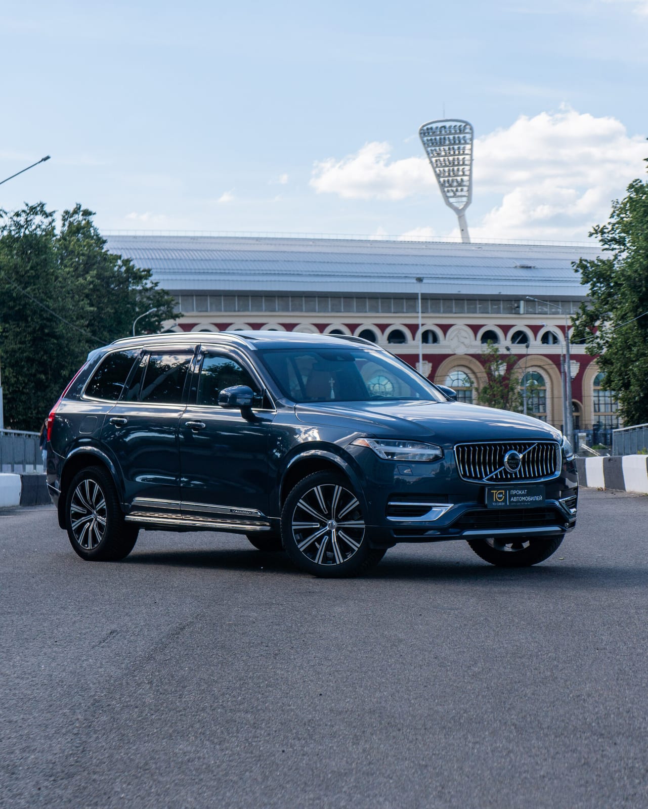 Volvo XC90 2019 — аренда от 360 Br/сутки