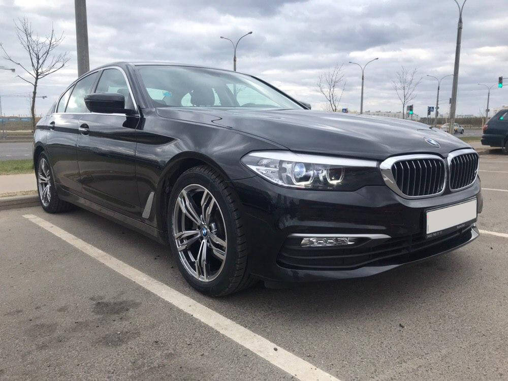 BMW 5-Series G30 2017 — фото 2