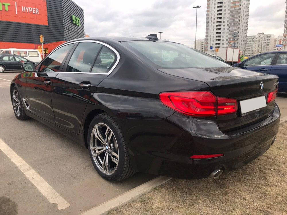 BMW 5-Series G30 2017 — фото 3