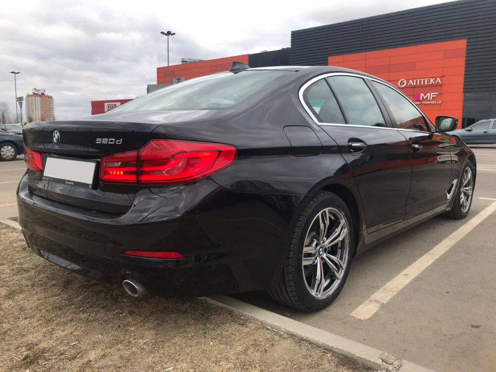 BMW 5-Series G30 2017 — фото 4