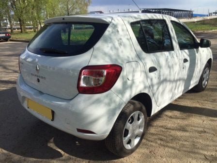 Renault Sandero 2016 — фото 4