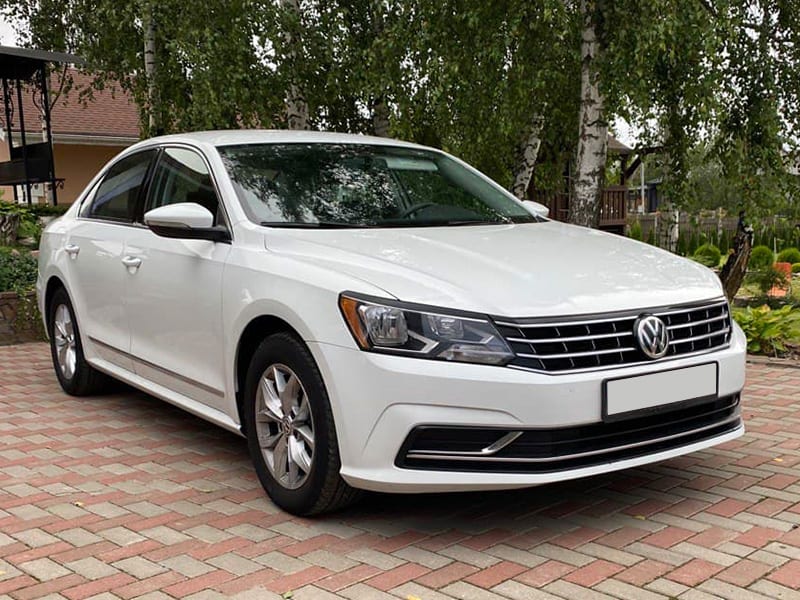 Volkswagen Passat 2017 — фото 2