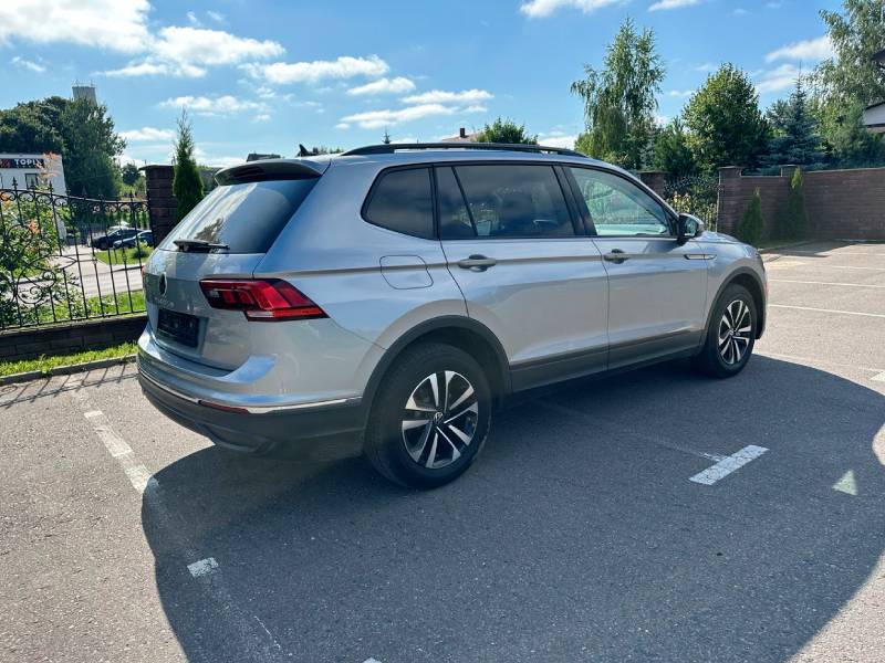 Volkswagen Tiguan Allspace 2023 — фото 4