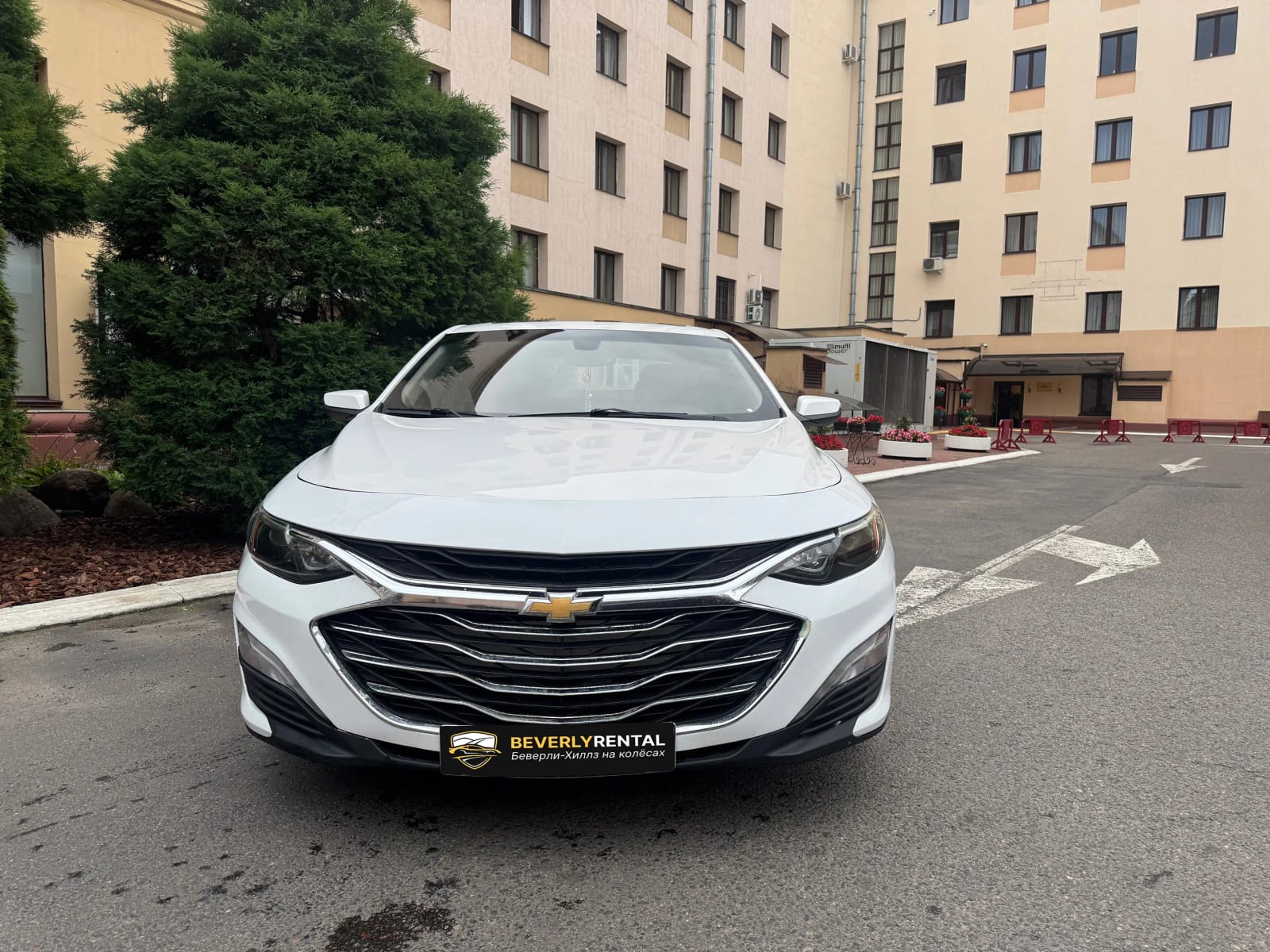 Chevrolet Malibu IX 2017 — фото 2
