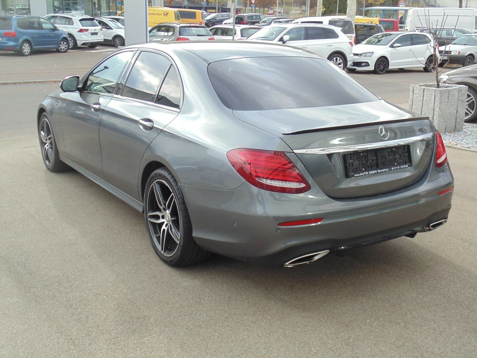 Mercedes-Benz E 220 AMG 2017 — фото 3