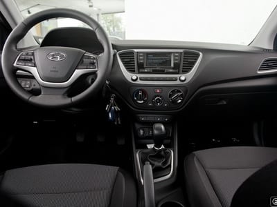 Hyundai Accent 2018 — фото 2