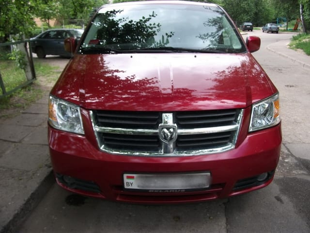 Dodge Grand Caravan 2008 — аренда от 95 Br/сутки