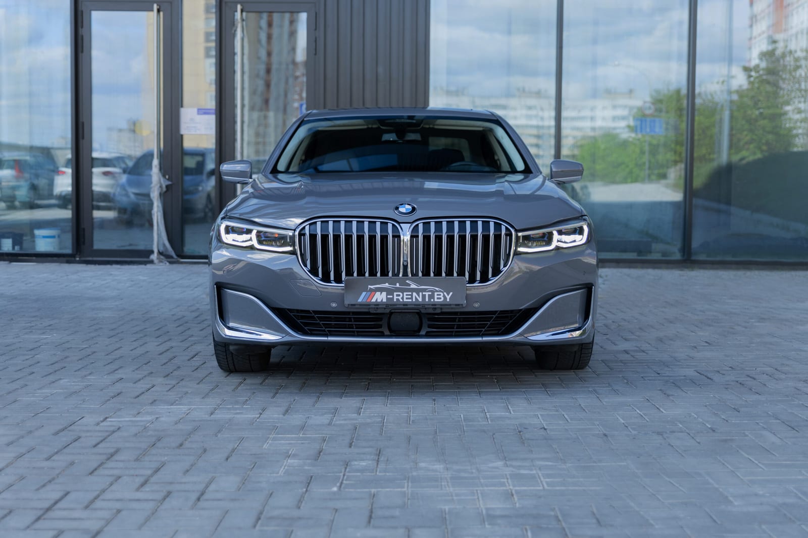 BMW 7 Series 750i xDrive G12 Long 2019 — фото 3