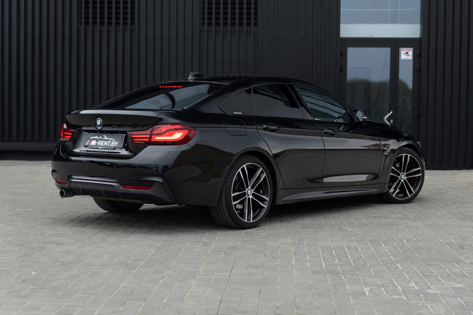 BMW 4 Series Gran Coupe M Package 2020 — фото 2