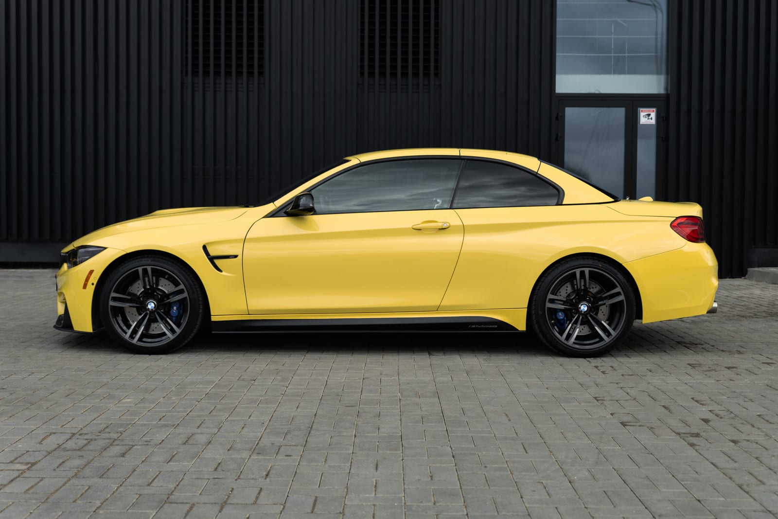 BMW M4 Cabrio 2018 — фото 2