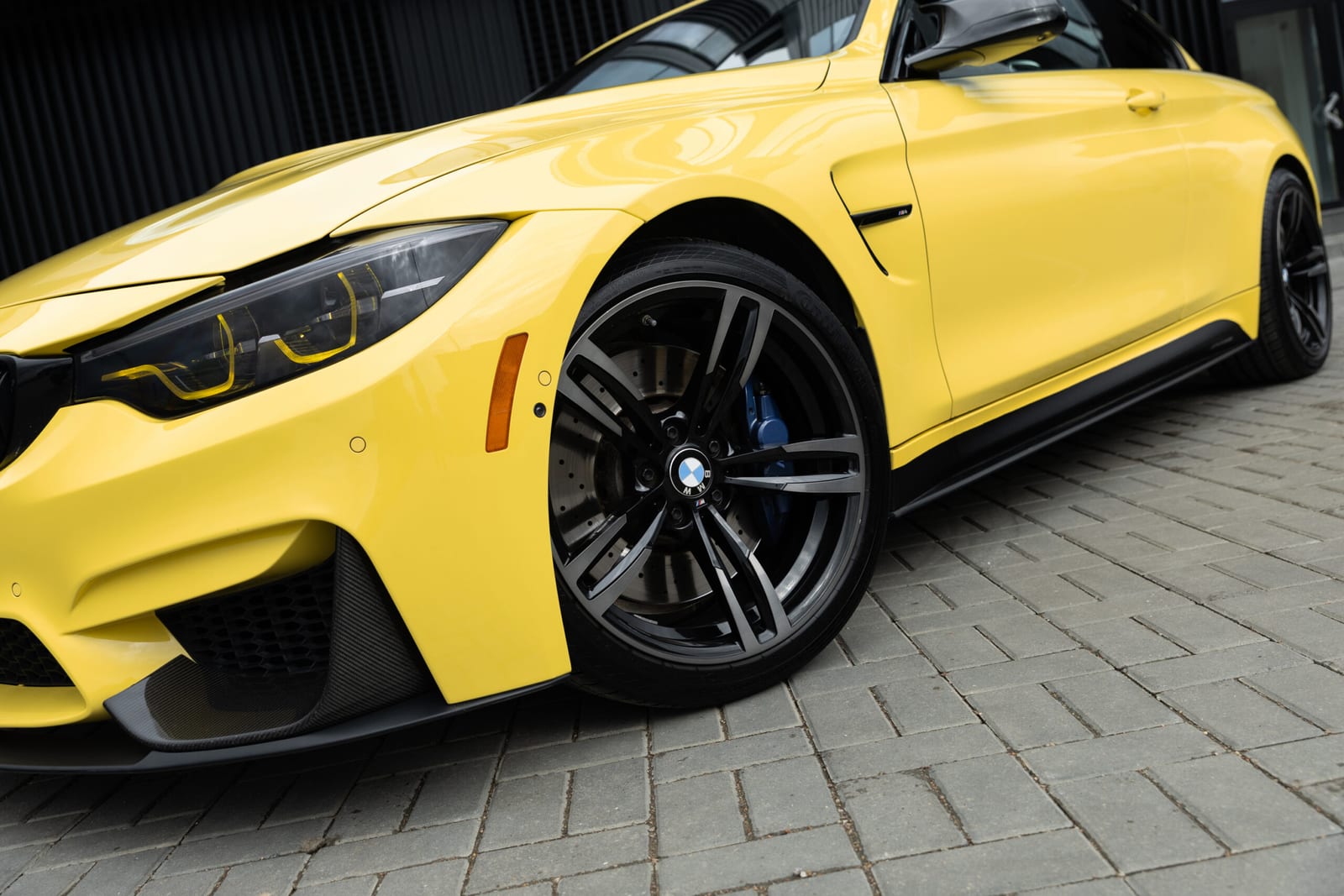 BMW M4 Cabrio 2018 — фото 3