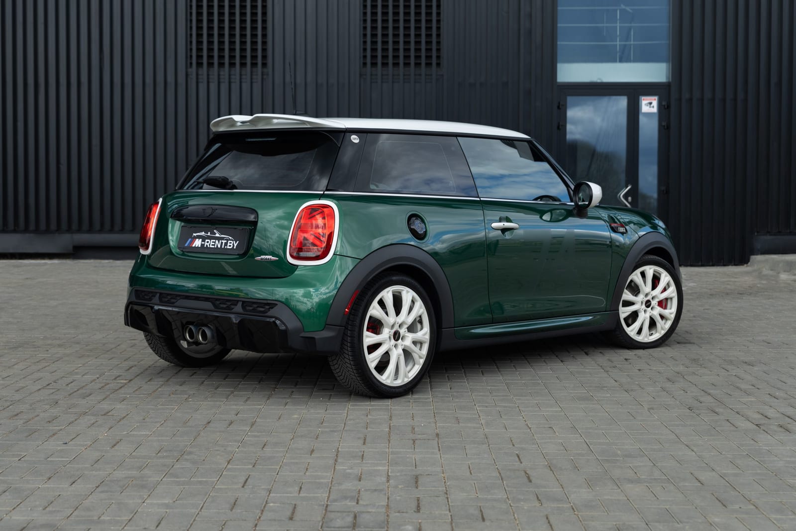 MINI Cooper JCW 60 Years Edition 2022 — фото 2