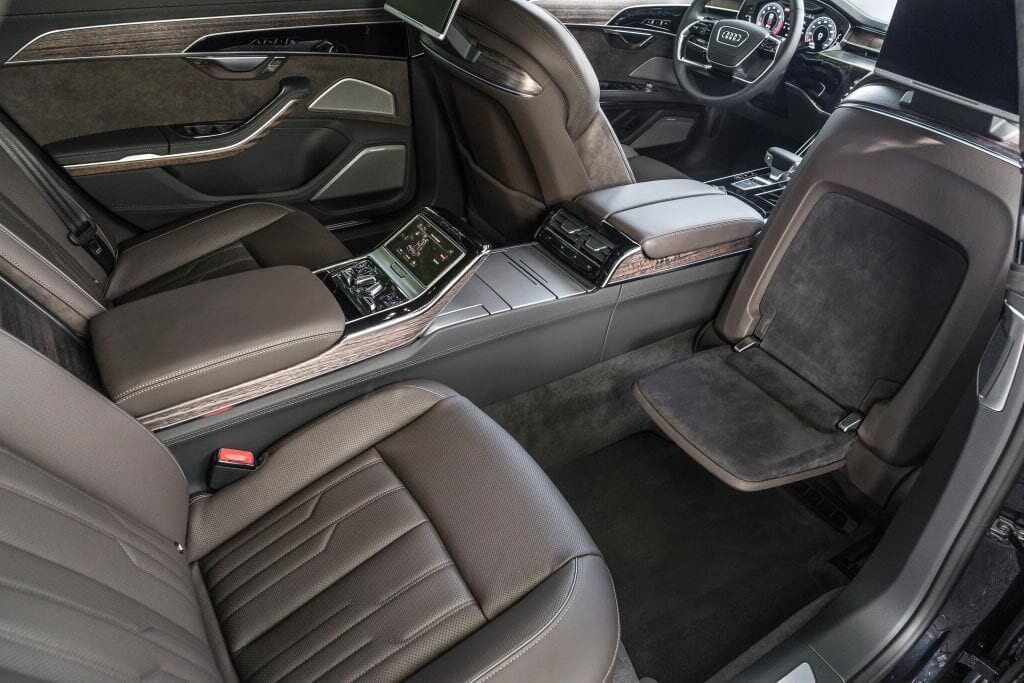 Audi A8 D5 2020 года в аренду в Минске