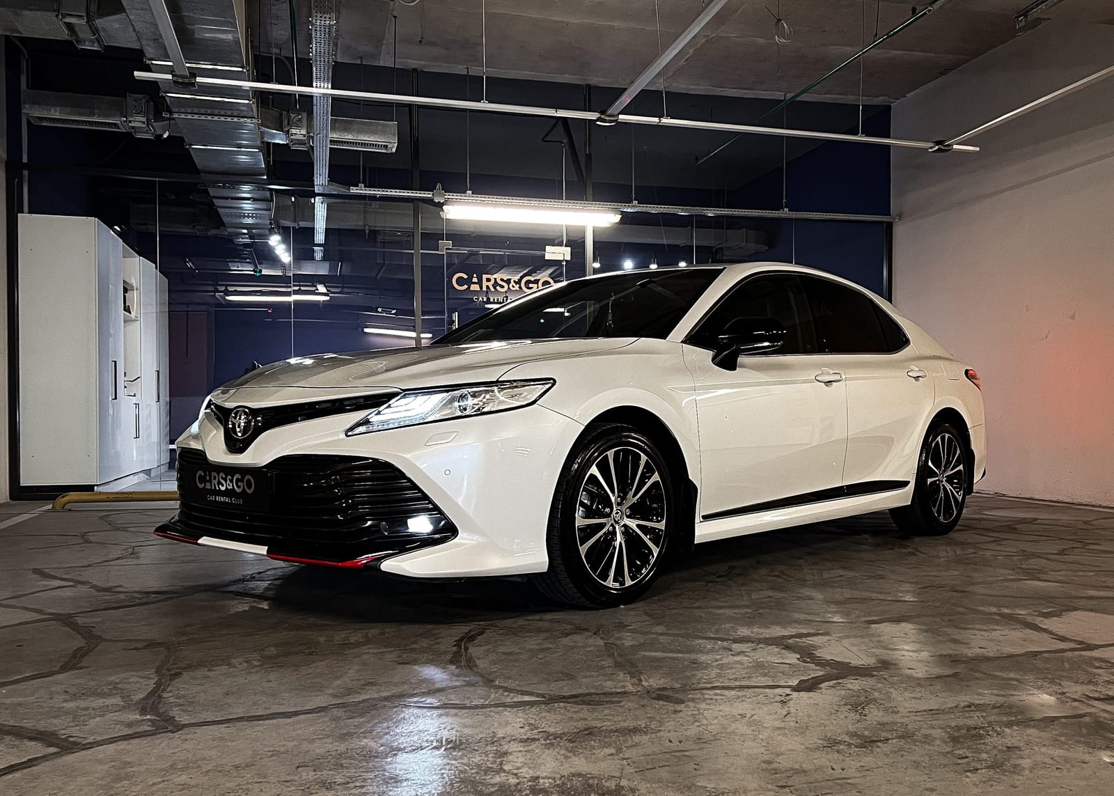 Toyota Camry 2021 — аренда от 36000 ₸/сутки