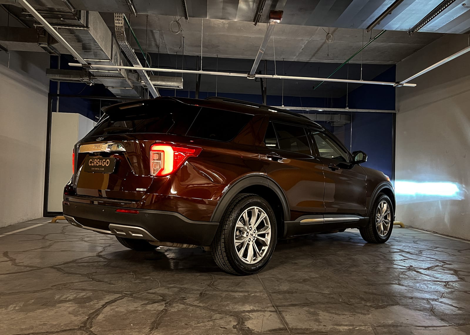 Ford Explorer 2020 — фото 4
