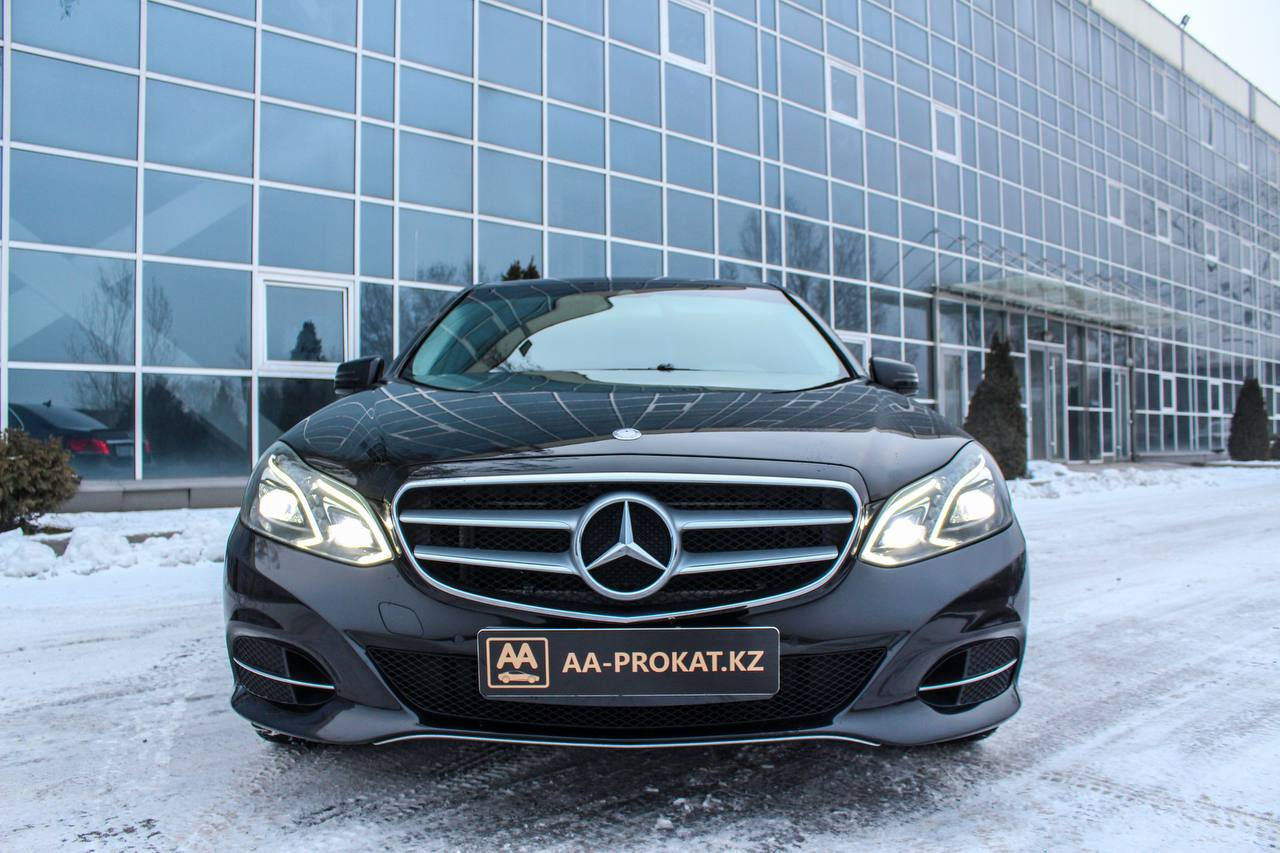 Mercedes-Benz E200 Elegance — аренда от 45000 Br/сутки