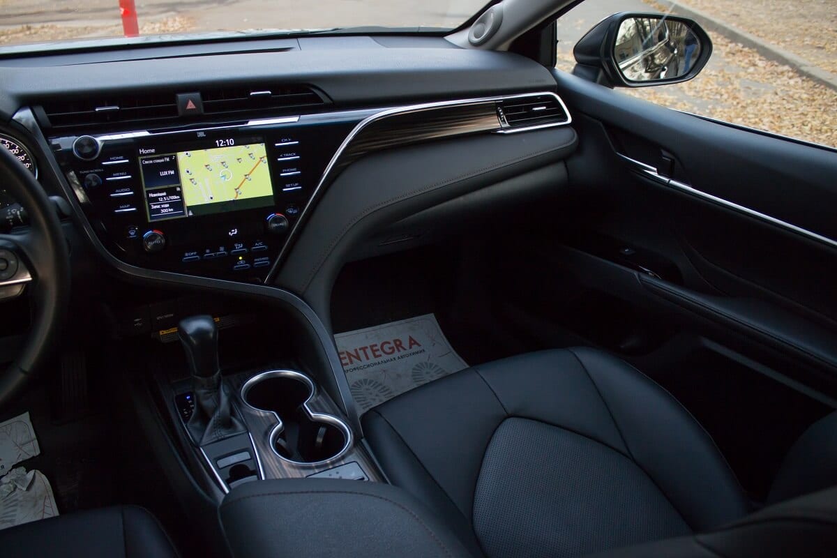 Toyota Camry 70 2019 — фото 3