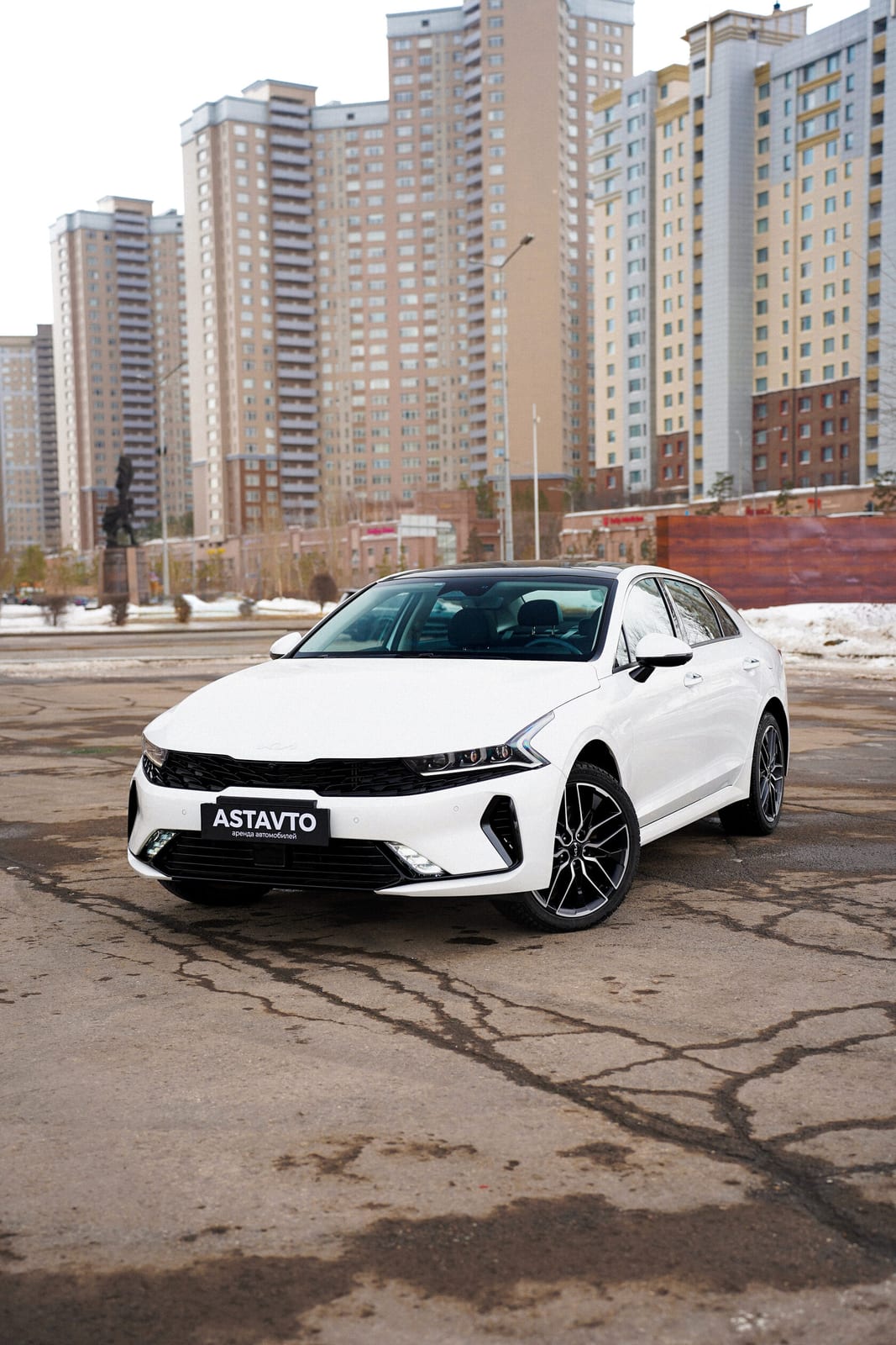 Kia K5 2024 — аренда от 45000 Br/сутки