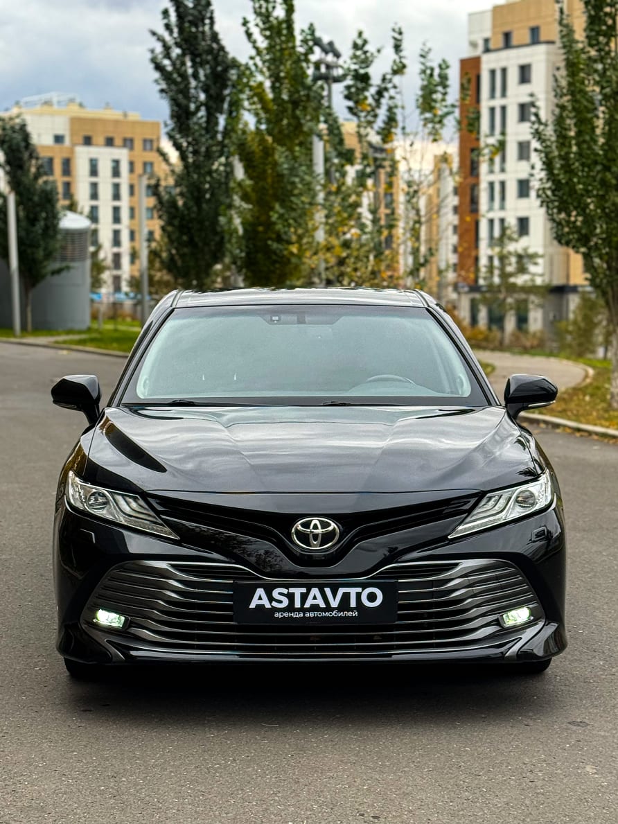 Toyota Camry 70 2020 — фото 2