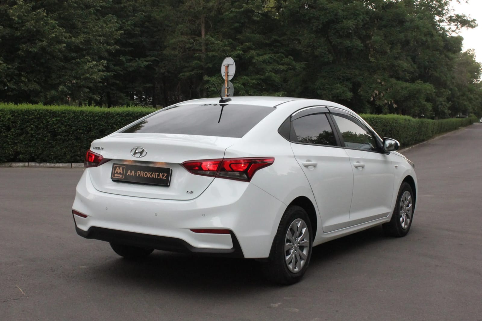 Hyundai Accent 2018 — фото 2