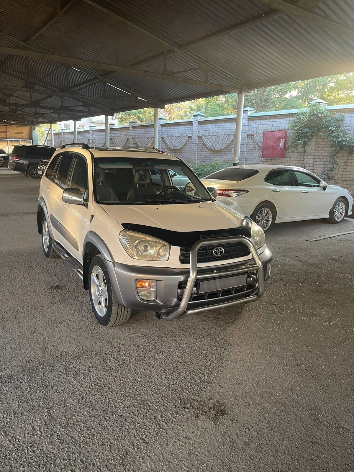 Toyota RAV4 2000 — аренда от 17000 Br/сутки