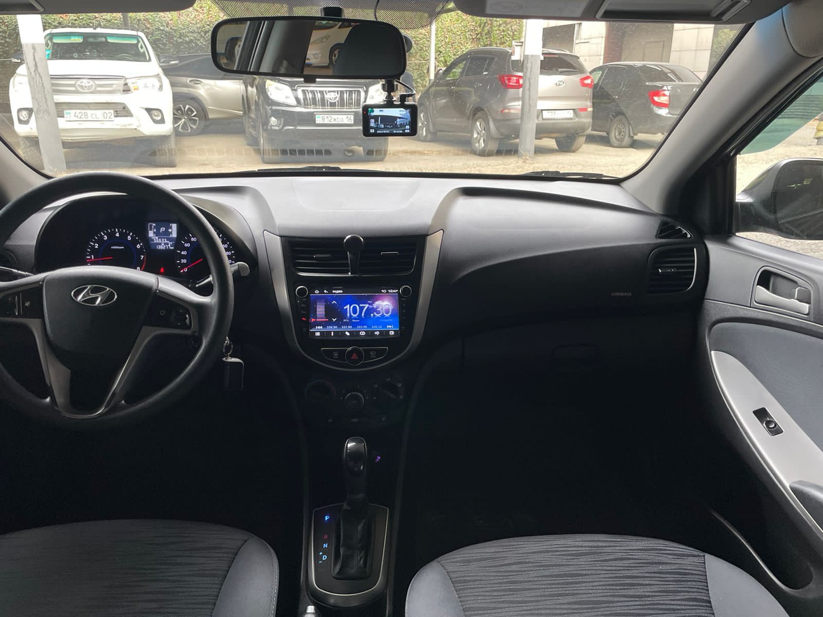 Hyundai Accent 2014 — аренда от 16000 Br/сутки