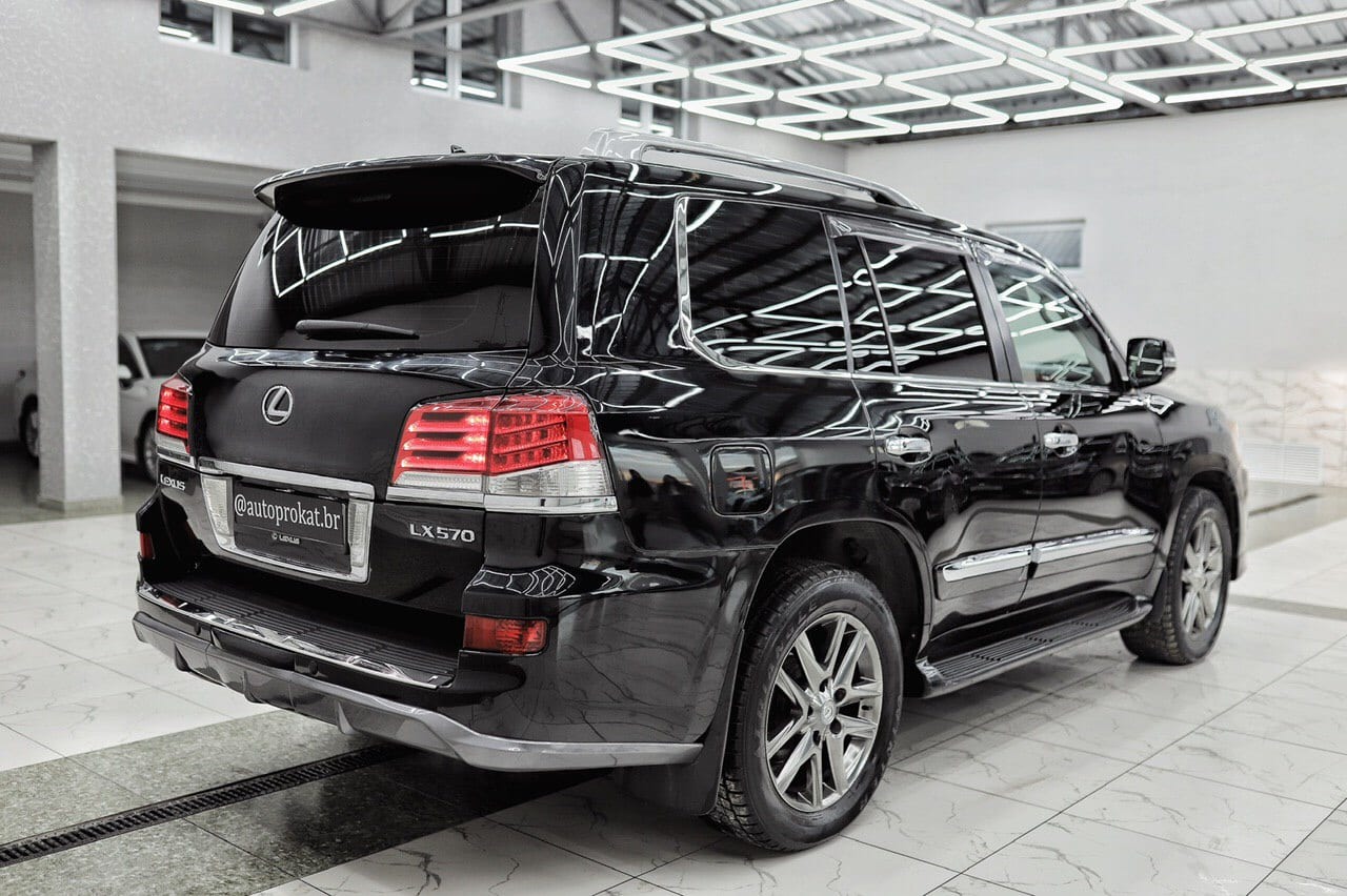 Lexus LX 570 — фото 2
