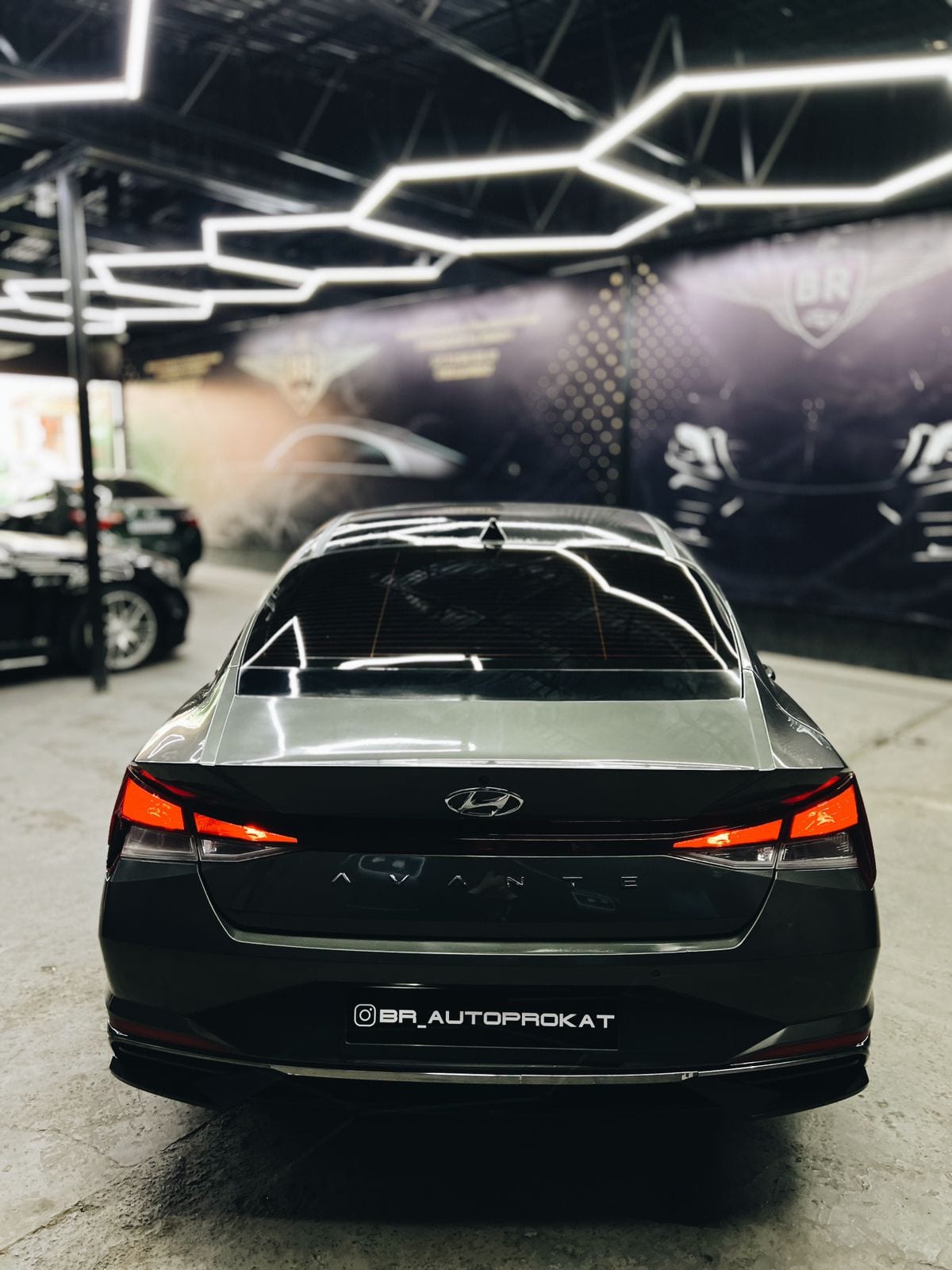 Hyundai Avante — фото 2