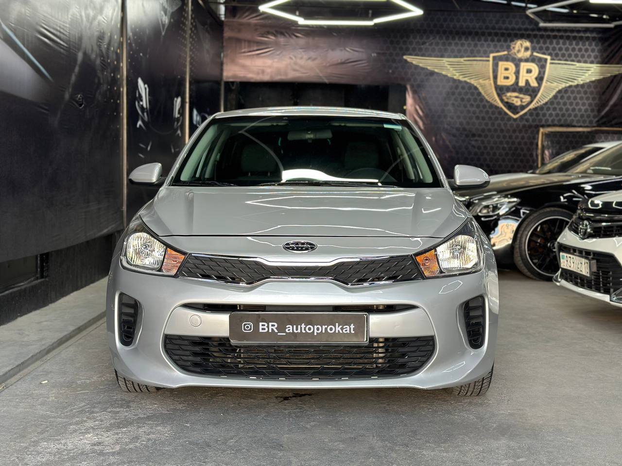 Kia Rio (Серебро) — аренда от 25000 Br/сутки