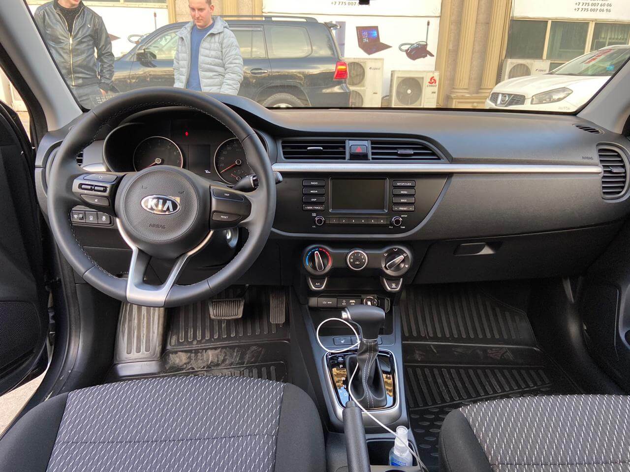 Kia Rio 2020 — фото 2