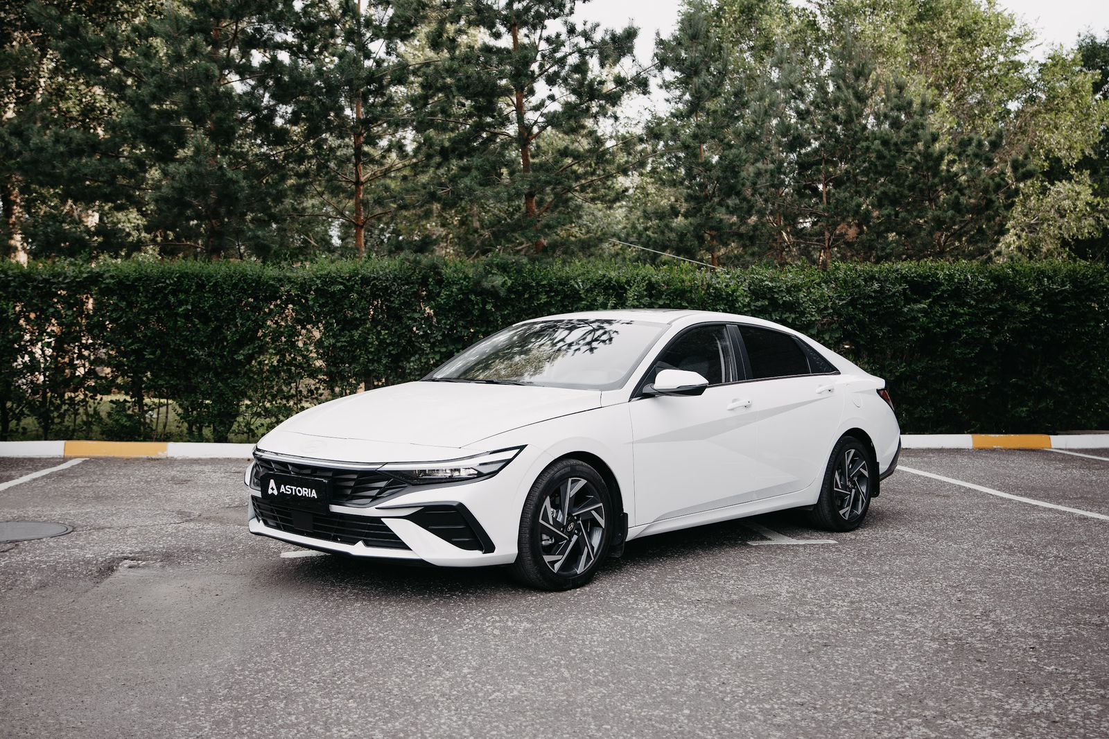 Hyundai Elantra Luxe 2024 — аренда от 27500 Br/сутки