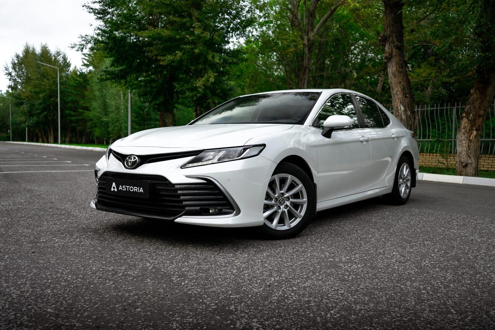 Toyota Camry 75 2021 — аренда от 36500 Br/сутки