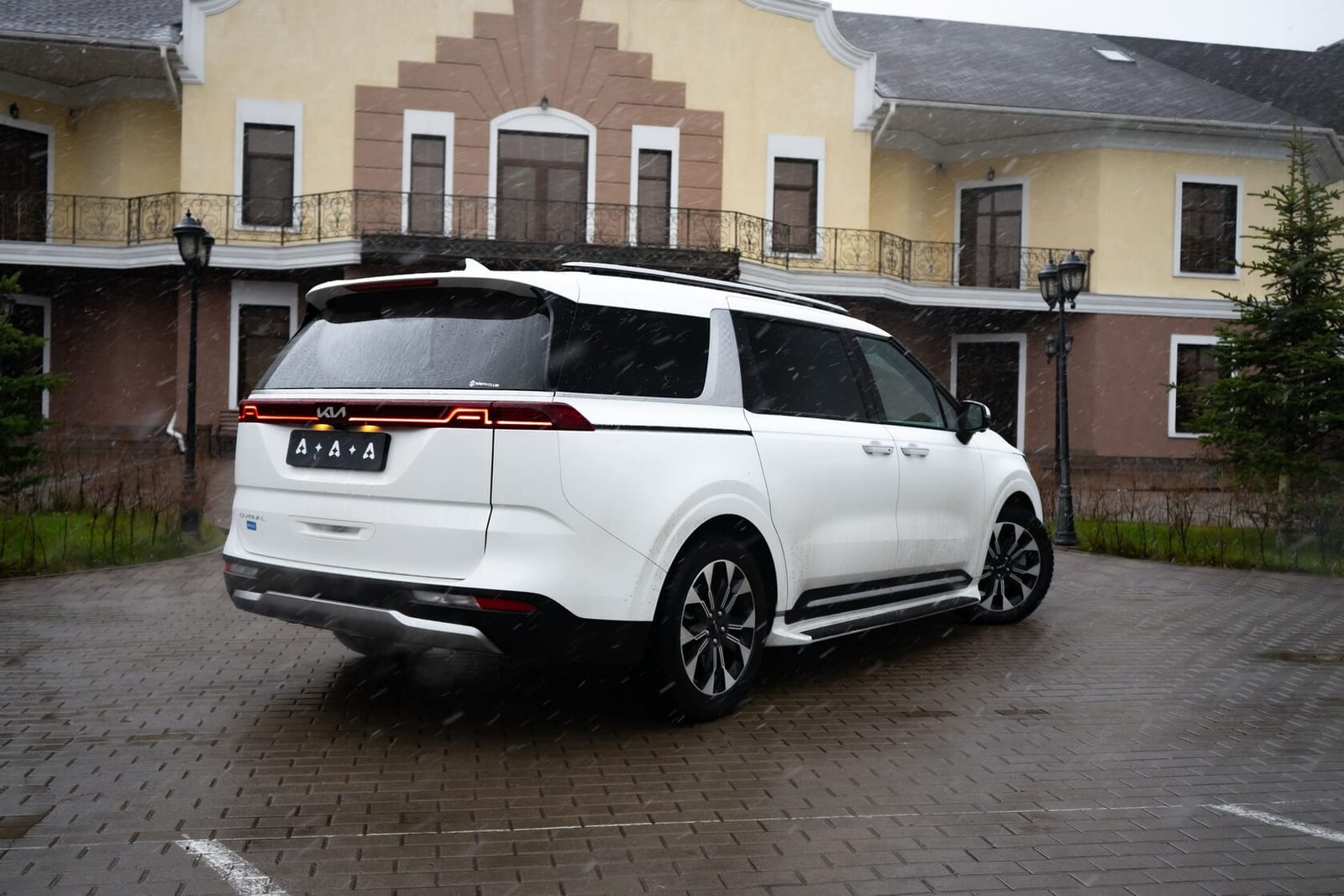 Kia Carnival 2022 — фото 4